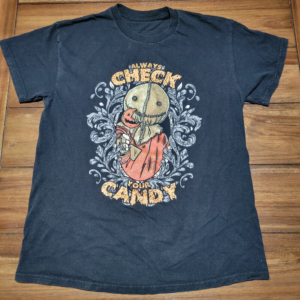 Trick 'r Treat Black Unisex Tee "Always Check Your Candy" Sam - Size Medium